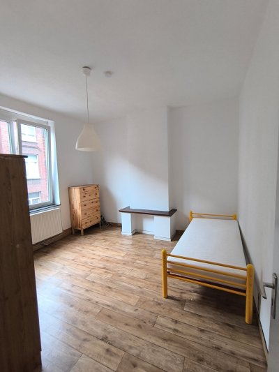 Chambre 1er étage façade