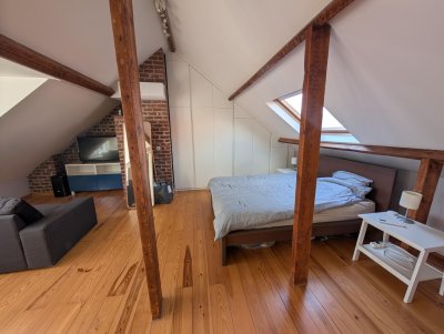 Studio moderne et lumineux (meublé) – Kraainem